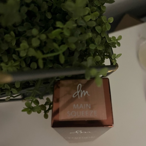 Love true love- multi palate bronzer- never used / Beautiful summer shades - Picture 5 of 5